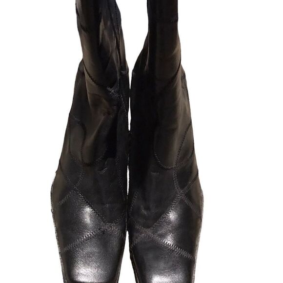 Liz Claiborne pieced black leather boots size 8.5 boots new never worn - Picture 3 of 5